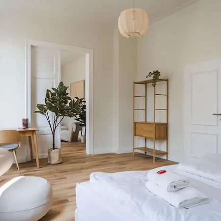 Exklusive Jugendstil-residenz Im Philosophenviertel - Privater Parkplatz - Balkon Apartment Hildesheim