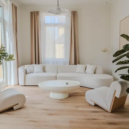Exklusive Jugendstil-residenz Im Philosophenviertel - Privater Parkplatz - Balkon * Hildesheim